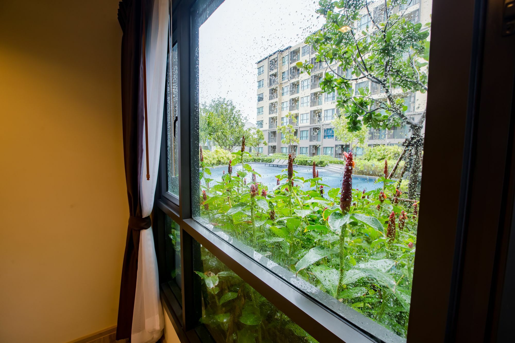 Raincondo Ampere Petchaburi Esterno foto